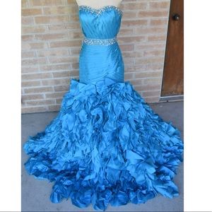 Size 4 Tony Bowls Gown (Pageant & Prom Dress)